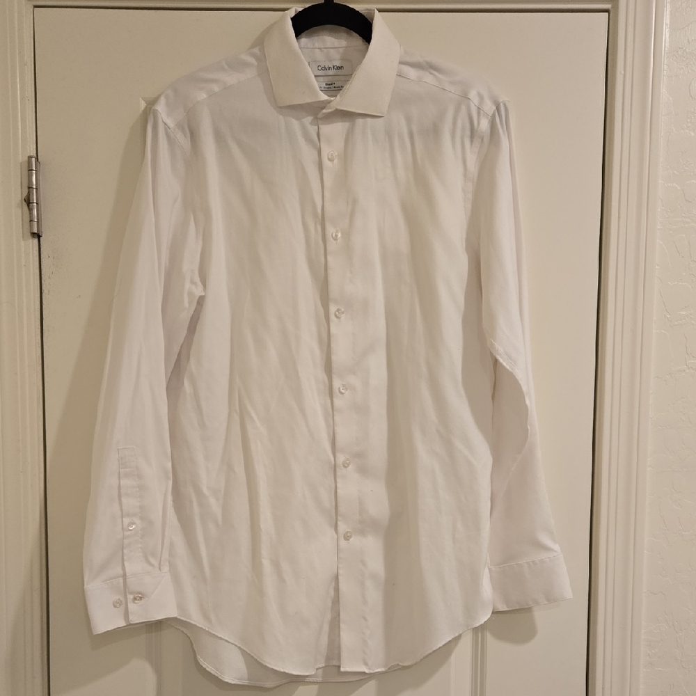 Calvin Klein Men's Crisp White Dress Shirt